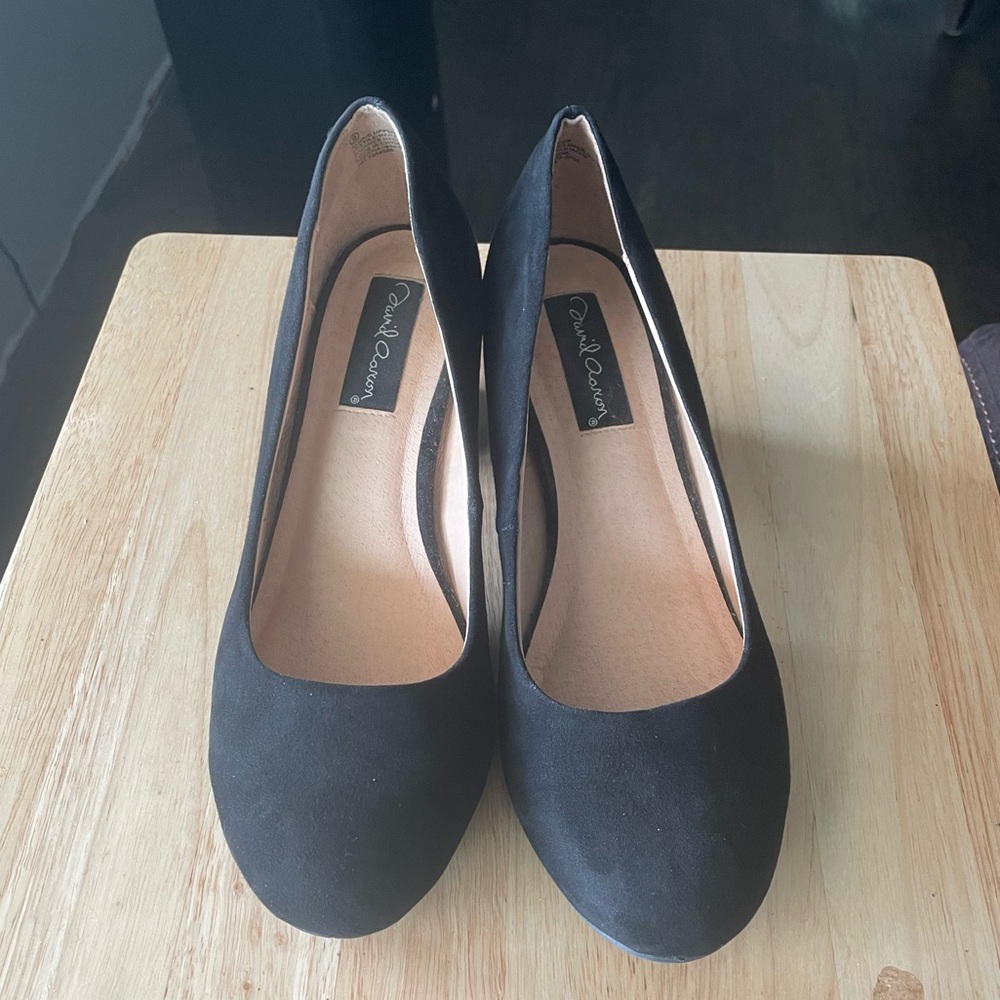 David Aaron heels